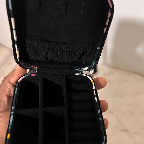 Kate spade jewelry box - Picture 4 of 6